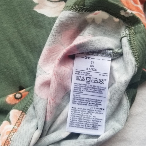 Old navy, size 5T, Military green color - Picture 6 of 6